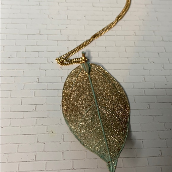 Bohemian Gold Plated Leaf Pendant Necklace - Picture 5 of 5